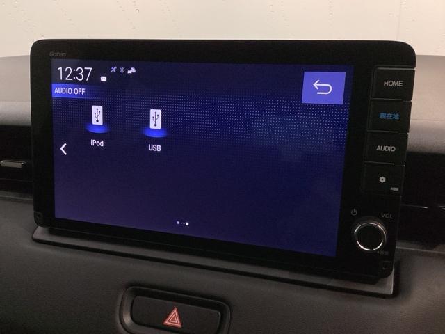 ヴェゼル ｅ：ＨＥＶＺ　ブラインドスポット／アダプティブドライビングビーム／Ｈｏｎｄａ　ＣＯＮＮＥＣＴ／Ｒカメラ／Ｂｌｕｅｔｏｏｔｈ／ＵＳＢ／ｉＰｏｄ／ＡｐｐｌｅＣａｒＰｌａｙ／ＥＴＣ／ドラレコ／シートヒータ／Ｐテールゲート（40枚目）