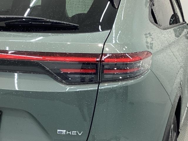 ヴェゼル ｅ：ＨＥＶＺ　ブラインドスポット／アダプティブドライビングビーム／Ｈｏｎｄａ　ＣＯＮＮＥＣＴ／Ｒカメラ／Ｂｌｕｅｔｏｏｔｈ／ＵＳＢ／ｉＰｏｄ／ＡｐｐｌｅＣａｒＰｌａｙ／ＥＴＣ／ドラレコ／シートヒータ／Ｐテールゲート（44枚目）