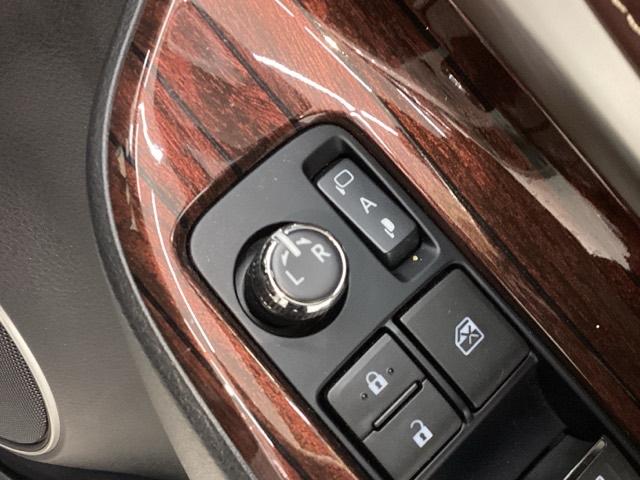 ハリアー プレミアム/革シ-ト/1年保証/禁煙車/ワンオ-ナ- ナビNSZT-Y64T/TV/Rカメラ/CD録音/CD/DVD/Bluetooth/USB/ETC/衝突軽減B/LEDライト/横滑り防止/シ-トヒ-タ-/電動シ-ト/クルコン/アルミ/ドアバイザー(16枚目)