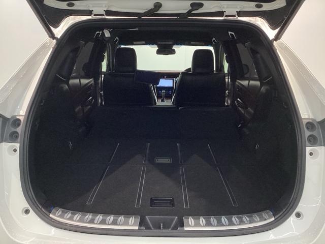 ハリアー プレミアム/革シ-ト/1年保証/禁煙車/ワンオ-ナ- ナビNSZT-Y64T/TV/Rカメラ/CD録音/CD/DVD/Bluetooth/USB/ETC/衝突軽減B/LEDライト/横滑り防止/シ-トヒ-タ-/電動シ-ト/クルコン/アルミ/ドアバイザー(20枚目)