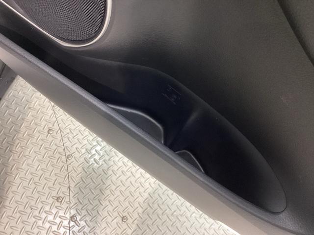 ハリアー プレミアム/革シ-ト/1年保証/禁煙車/ワンオ-ナ- ナビNSZT-Y64T/TV/Rカメラ/CD録音/CD/DVD/Bluetooth/USB/ETC/衝突軽減B/LEDライト/横滑り防止/シ-トヒ-タ-/電動シ-ト/クルコン/アルミ/ドアバイザー(26枚目)