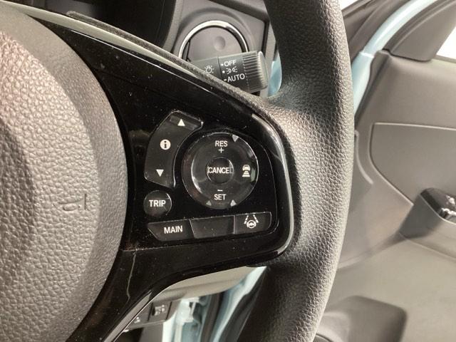 N-ONE オリジナル/HSENSING/最長5年保証/禁煙車/1オーナ ナビVXM-214VFi/TV/Rカメラ/CD録音/CD/DVD/Bluetooth/USB/iPod/シ-トヒ-タ-/LEDライト/オートライト/プライムスムースフロントシート/Sエアバック(10枚目)