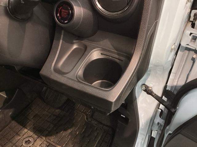 N-ONE オリジナル/HSENSING/最長5年保証/禁煙車/1オーナ ナビVXM-214VFi/TV/Rカメラ/CD録音/CD/DVD/Bluetooth/USB/iPod/シ-トヒ-タ-/LEDライト/オートライト/プライムスムースフロントシート/Sエアバック(27枚目)