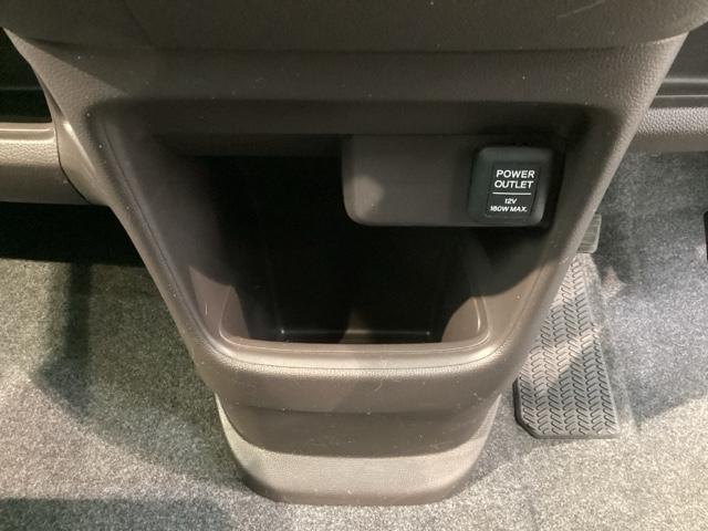 N-ONE スタンダード あんしんPKG/禁煙車/1年保証/ワンオ-ナ-/ナビCN-E300D/CD/TV/Bluetooth/ドラレコ/Sエアバック/横滑り防止/ドアバイザー/Fマット/保証書/取説/ABS/Fベンチシート(29枚目)