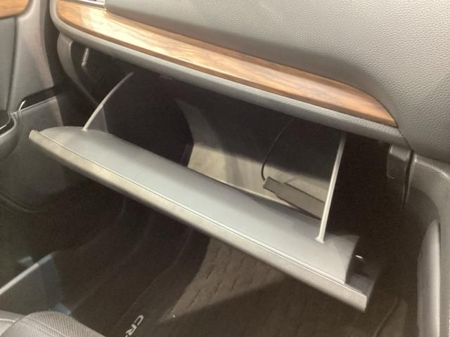 ＣＲ－Ｖハイブリッド ｅ：ＨＥＶＥＸ　Ｈ　ＳＥＮＳＩＮＧ　最長５年保証　ワンオ－ナ－　ナビＶＸＭ－２１５ＣＶｉ　ＴＶ　Ｒカメラ　ＣＤ録音　ＢＴオ－ディオ　ＤＶＤ　ＥＴＣ　ＬＥＤライト　ＶＳＡ　シ－トヒ－タ－　電動シ－ト　クルコン　アルミ（28枚目）