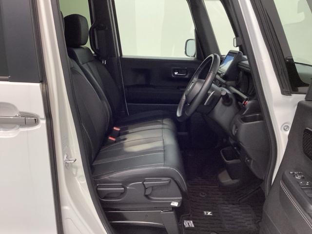 Ｎ－ＢＯＸカスタム ターボコーディネートスタイル／ＨＳＥＮＳＩＮＧ／最長５年保証　２トーン／禁煙車／１オ－ナ－ナビＶＸＭ－２４５ＺＦＥｉ／ＴＶ／Ｒカメラ／Ｂｌｕｅｔｏｏｔｈ／ＵＳＢ／ｉＰｏｄ／ＥＴＣ／ドラレコ／ＬＥＤライト／両側電動ドア／Ｈｏｎｄａ　ＣＯＮＮＥＣＴ／Ｓヒーター（17枚目）
