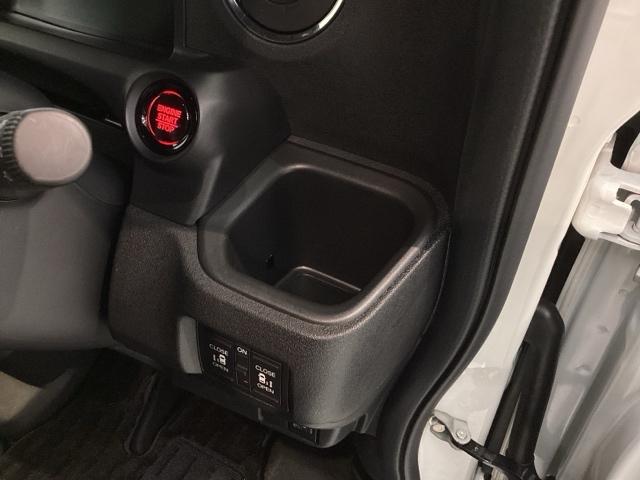 Ｎ－ＢＯＸカスタム ターボコーディネートスタイル／ＨＳＥＮＳＩＮＧ／最長５年保証　２トーン／禁煙車／１オ－ナ－ナビＶＸＭ－２４５ＺＦＥｉ／ＴＶ／Ｒカメラ／Ｂｌｕｅｔｏｏｔｈ／ＵＳＢ／ｉＰｏｄ／ＥＴＣ／ドラレコ／ＬＥＤライト／両側電動ドア／Ｈｏｎｄａ　ＣＯＮＮＥＣＴ／Ｓヒーター（26枚目）