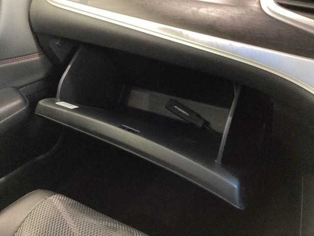 ジェイド ＲＳ　ＨｏｎｄａＳＥＮＳＩＮＧ１年保証ナビＲカメラ　カーテンエアバック　衝突被害軽減システム　ＬＥＤヘッド　イモビ　ＤＶＤ　スマ－トキ－　Ａクルーズ　ターボ車　キーフリー　ＡＢＳ　記録簿　ＶＳＡ　ＴＶナビ（27枚目）