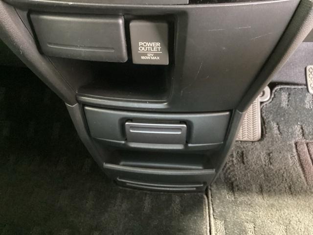 ステップワゴンスパーダ スパーダクールスピリットアドバンスパッケージβ　ＨＳＥＮＳＩＮＧ　１年保証　ワンオ－ナ－　ナビ　ワンオーナー車　ＶＳＡ　ＰＣＳ　ＥＴＣ車載器　ＤＶＤ　地デジ　リアオートエアコン　サイドカーテンエアバック　ＬＥＤヘッド　両側電動ドア　リヤカメラ（29枚目）
