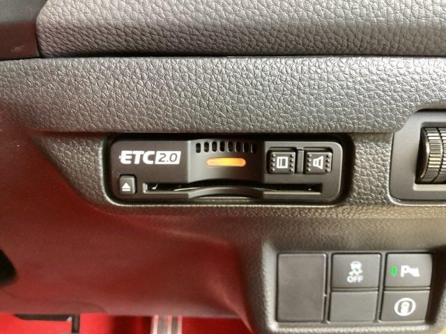 シビック タイプR HSENSING新車保証ワンオーナーTV TVナビ ETC車載器 フルセグテレビ LEDランプ Rカメラ カーテンエアバック キーフリ オートクルーズコントロール ターボ車 記録簿 フルオートエアコン(13枚目)