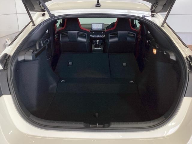 シビック タイプR HSENSING新車保証ワンオーナーTV TVナビ ETC車載器 フルセグテレビ LEDランプ Rカメラ カーテンエアバック キーフリ オートクルーズコントロール ターボ車 記録簿 フルオートエアコン(19枚目)