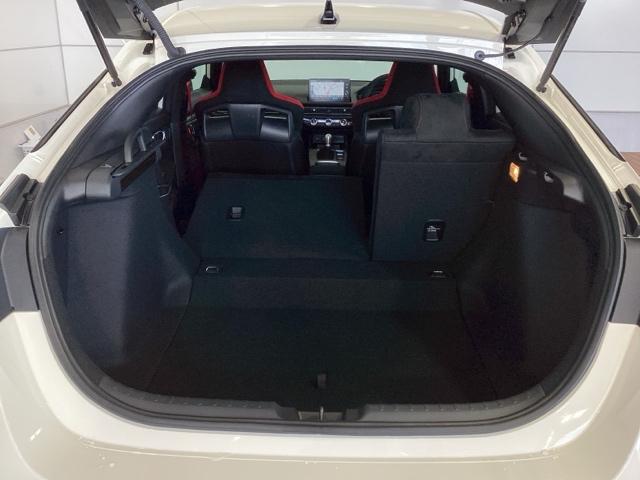 シビック タイプR HSENSING新車保証ワンオーナーTV TVナビ ETC車載器 フルセグテレビ LEDランプ Rカメラ カーテンエアバック キーフリ オートクルーズコントロール ターボ車 記録簿 フルオートエアコン(35枚目)