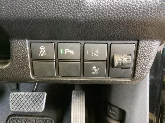 横滑り防止装置がついています。いざという時に安心ですね。