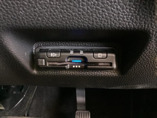 ＷＲ－Ｖ Ｚ　Ｈ　ＳＥＮＳＩＮＧ　新車保証　試乗車　ワンオ－ナ－　Ｒカメラ　ＢＴオ－ディオ　ドラレコ　ＥＴＣ　ＬＥＤライト　ＶＳＡ　クルコン　アルミ　スマ－トキ－　スペアキ－　盗難防止装置　整備記録簿　Ｗエアバッグ（12枚目）