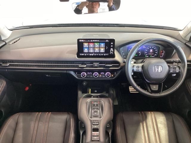 ZR-V e:HEVZ H SENSING 革シ-ト 新車保証 試乗車 ワンオ-ナ- TV Rカメラ マルチビュ- BTオ-ディオ ドラレコ ETC LEDライト VSA シ-トヒ-タ- 電動シ-ト クルコン スマ-トキ-(8枚目)