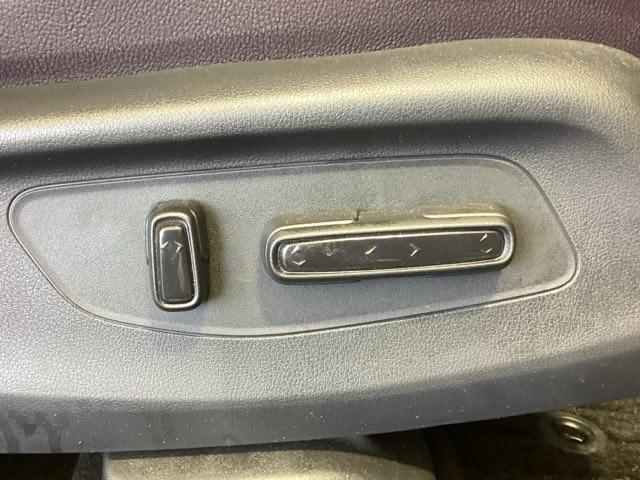 ZR-V e:HEVZ H SENSING 革シ-ト 新車保証 試乗車 ワンオ-ナ- TV Rカメラ マルチビュ- BTオ-ディオ ドラレコ ETC LEDライト VSA シ-トヒ-タ- 電動シ-ト クルコン スマ-トキ-(15枚目)