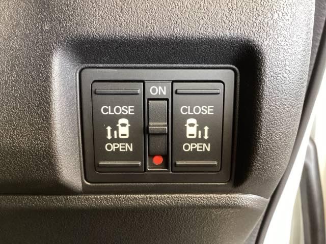 N-BOXカスタム ターボ H SENSING 新車保証 試乗車 ワンオ-ナ- ナビVXM-245ZFEi TV Rカメラ BTオ-ディオ ドラレコ シ-トヒ-タ- ETC LEDライト 両側電動ドア VSA クルコン アルミ(15枚目)