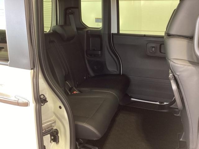 N-BOXカスタム ターボ H SENSING 新車保証 試乗車 ワンオ-ナ- ナビVXM-245ZFEi TV Rカメラ BTオ-ディオ ドラレコ シ-トヒ-タ- ETC LEDライト 両側電動ドア VSA クルコン アルミ(18枚目)