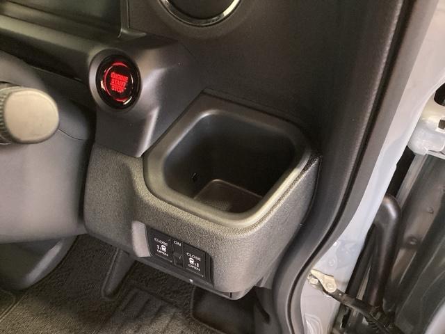 N-BOXカスタム コーディネートスタイル H SENSING 新車保証 試乗車 ナビVXM-245VFEi TV Rカメラ BTオ-ディオ シ-トヒ-タ- ETC LEDライト 両側電動ドア VSA クルコン アルミ スマ-トキ- 整備記録簿(27枚目)