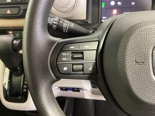 N-BOX ベースグレード H SENSING 新車保証 試乗車 ワンオ-ナ- ナビVXM-245ZFEi TV Rカメラ BTオ-ディオ シ-トヒ-タ- ETC LEDライト VSA クルコン スマ-トキ- 盗難防止装置(10枚目)