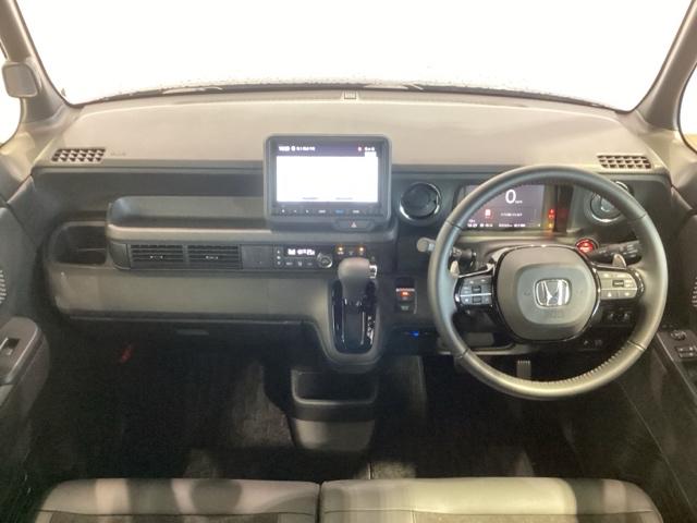 N-BOXカスタム ターボ H SENSING 新車保証 試乗車 ワンオ-ナ- ナビVXM-245ZFEi TV Rカメラ BTオ-ディオ シ-トヒ-タ-ETC LEDライト 両側電動ドア VSA クルコン アルミ スマ-トキ-(9枚目)