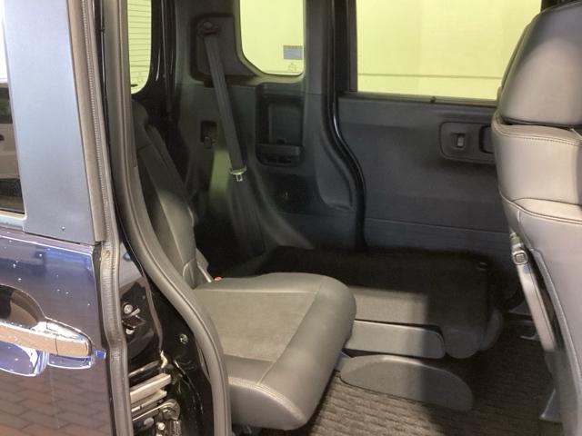 N-BOXカスタム ターボ H SENSING 新車保証 試乗車 ワンオ-ナ- ナビVXM-245ZFEi TV Rカメラ BTオ-ディオ シ-トヒ-タ-ETC LEDライト 両側電動ドア VSA クルコン アルミ スマ-トキ-(34枚目)