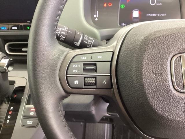 フリード クロスター H SENSING 新車保証 ワンオ-ナ- ナビLXM-247VFLi TV Rカメラ CD録音 BTオ-ディオ DVD ETC LEDライト 両側電動ドア VSA シ-トヒ-タ- クルコン アルミ(10枚目)