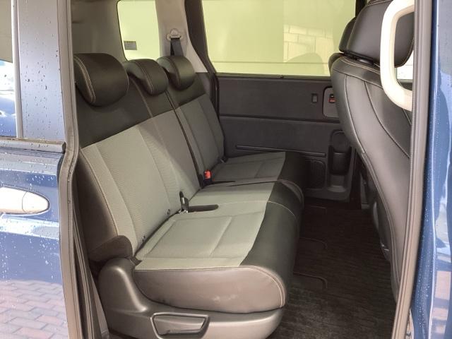 フリード クロスター H SENSING 新車保証 ワンオ-ナ- ナビLXM-247VFLi TV Rカメラ CD録音 BTオ-ディオ DVD ETC LEDライト 両側電動ドア VSA シ-トヒ-タ- クルコン アルミ(18枚目)