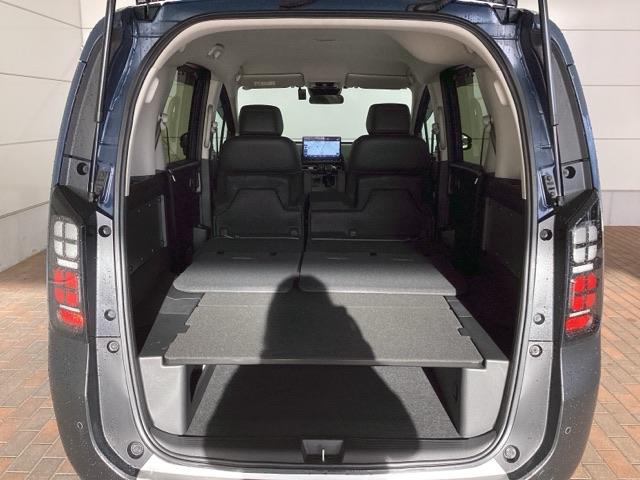 フリード クロスター H SENSING 新車保証 ワンオ-ナ- ナビLXM-247VFLi TV Rカメラ CD録音 BTオ-ディオ DVD ETC LEDライト 両側電動ドア VSA シ-トヒ-タ- クルコン アルミ(19枚目)