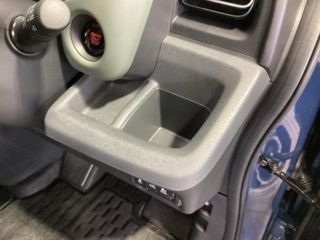 フリード クロスター H SENSING 新車保証 ワンオ-ナ- ナビLXM-247VFLi TV Rカメラ CD録音 BTオ-ディオ DVD ETC LEDライト 両側電動ドア VSA シ-トヒ-タ- クルコン アルミ(27枚目)