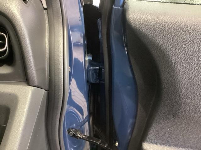 フリード クロスター H SENSING 新車保証 ワンオ-ナ- ナビLXM-247VFLi TV Rカメラ CD録音 BTオ-ディオ DVD ETC LEDライト 両側電動ドア VSA シ-トヒ-タ- クルコン アルミ(42枚目)