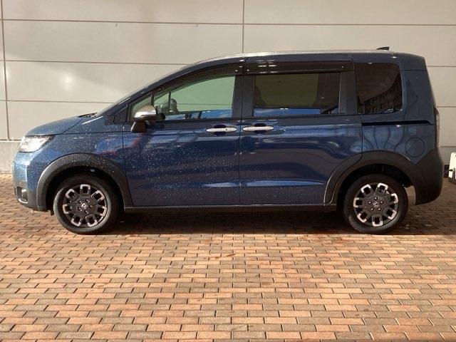 フリード クロスター H SENSING 新車保証 ワンオ-ナ- ナビLXM-247VFLi TV Rカメラ CD録音 BTオ-ディオ DVD ETC LEDライト 両側電動ドア VSA シ-トヒ-タ- クルコン アルミ(47枚目)