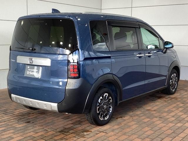 フリード クロスター H SENSING 新車保証 ワンオ-ナ- ナビLXM-247VFLi TV Rカメラ CD録音 BTオ-ディオ DVD ETC LEDライト 両側電動ドア VSA シ-トヒ-タ- クルコン アルミ(50枚目)