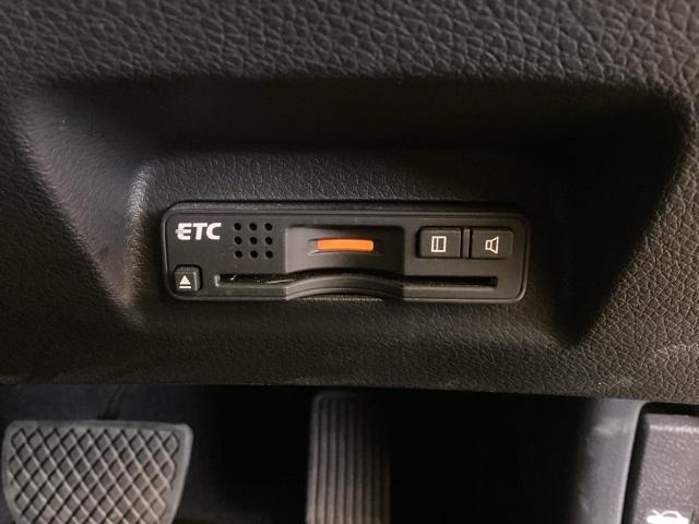 ジェイド ハイブリッドＸ　Ｈ　ＳＥＮＳＩＮＧ　１年保証　ワンオ－ナ－　純正ナビ　ＴＶ　Ｒカメラ　ＢＴオ－ディオ　ＤＶＤ　ＥＴＣ　ＬＥＤライト　ＶＳＡ　クルコン　アルミ　スマ－トキ－　盗難防止装置　整備記録簿　ＡＡＣ　スペアキ－（12枚目）