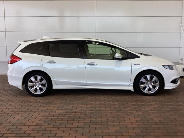 ジェイド ハイブリッドＸ　Ｈ　ＳＥＮＳＩＮＧ　１年保証　ワンオ－ナ－　純正ナビ　ＴＶ　Ｒカメラ　ＢＴオ－ディオ　ＤＶＤ　ＥＴＣ　ＬＥＤライト　ＶＳＡ　クルコン　アルミ　スマ－トキ－　盗難防止装置　整備記録簿　ＡＡＣ　スペアキ－（48枚目）