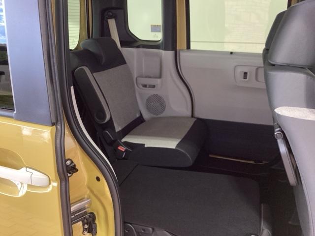 専門業者にて内外装のクリーニングを実施しております！