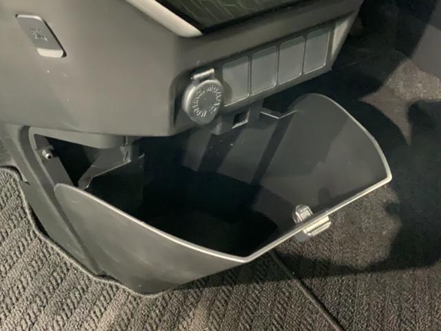 タンク カスタムGS 1年保証 ワンオ-ナ- ナビ TV Rカメラ CD録音 DVD ドラレコ 衝突軽減B ETC LEDライト 両側電動ドア 横滑り防止 アルミ スマ-トキ- スペアキ- 盗難防止装置 整備記録簿 AAC(28枚目)