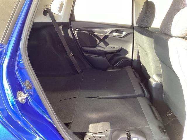 フィット １３Ｇ・Ｌパッケージ　あんしんＰＫＧ　１年保証　ワンオ－ナ－　ナビＶＸＭ－１５２ＶＦｉ　ＴＶ　Ｒカメラ　ＣＤ録音　ＢＴオ－ディオ　ＤＶＤ　ＥＴＣ　ＬＥＤライト　ＶＳＡ　アルミ　スマ－トキ－　スペアキ－　ドアバイザ－　ＡＡＣ（32枚目）