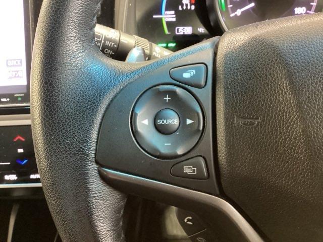 フィットハイブリッド Ｓホンダセンシング　１年保証　ワンオ－ナ－　ナビＶＸＭ－１８５ＶＦＥｉ　ＴＶ　Ｒカメラ　ＣＤ録音　ＢＴオ－ディオ　ＤＶＤ　ＥＴＣ　ＬＥＤライト　ＶＳＡ　クルコン　スマ－トキ－　スペアキ－　盗難防止装置　整備記録簿　ＡＡＣ（9枚目）