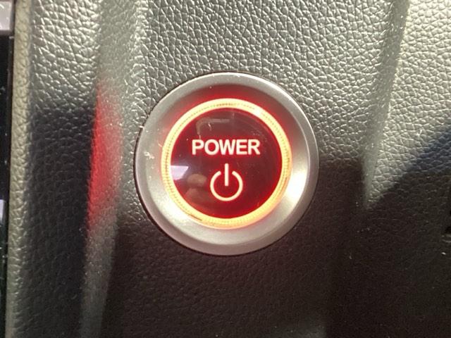 フィットハイブリッド Ｓホンダセンシング　１年保証　ワンオ－ナ－　ナビＶＸＭ－１８５ＶＦＥｉ　ＴＶ　Ｒカメラ　ＣＤ録音　ＢＴオ－ディオ　ＤＶＤ　ＥＴＣ　ＬＥＤライト　ＶＳＡ　クルコン　スマ－トキ－　スペアキ－　盗難防止装置　整備記録簿　ＡＡＣ（13枚目）