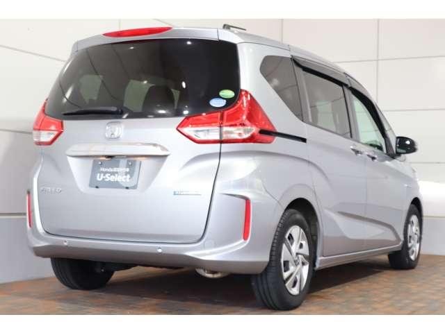 ハイブリッド・Gホンダセンシング 禁煙車 Honda純正ナビ 電動スライドドア 3列シート LEDライト アルミホイール ETC ウォークスルー ワンオーナー(4枚目)