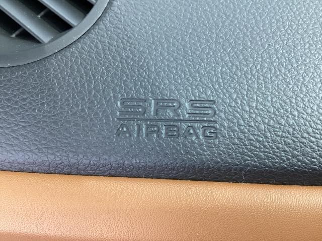 ハイブリッドZ・ホンダセンシング 1年保証 ナビ フルセグ Rカメラ DVD ETC AAC 盗難防止システム ETC車載器 サイドエアバック Aクルーズ Bモニター シートH スマートキー&プッシュスタート キーフリー アルミ(22枚目)