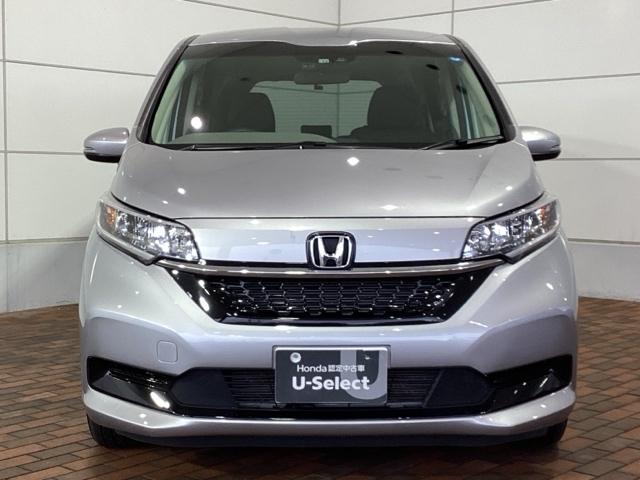 フリード＋ハイブリッド 法人専売車ハイブリッドＢ　Ｈｏｎｄａ　ＳＥＮＳＩＮＧ　２年保証　ナビＶＸＭ－２２４ＶＦｉ　フルセグ　Ｒカメラ　ＣＤ録音　ＢＴオ－ディオ　ＤＶＤ　ドラレコ　ＥＴＣ　ＬＥＤライト　ＶＳＡ　クルコン　スマ－トキ－　盗難防止装置（49枚目）