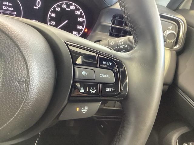 ヴェゼル e:HEVZ 禁煙車 試乗車 純正ナビ 衝突軽減ブレーキ 電動テールゲート 新車保証 踏み間違い防止 車線逸脱警報 ドライブレコーダー(10枚目)