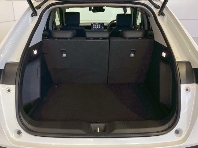 ヴェゼル e:HEVZ 禁煙車 試乗車 純正ナビ 衝突軽減ブレーキ 電動テールゲート 新車保証 踏み間違い防止 車線逸脱警報 ドライブレコーダー(37枚目)