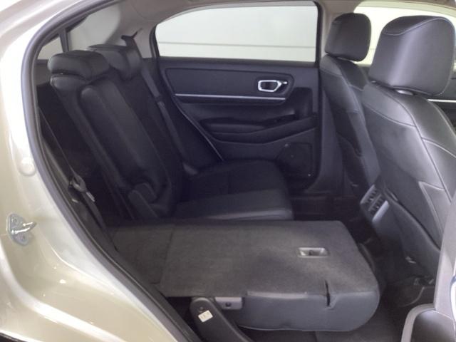 ヴェゼル ｅ：ＨＥＶＺ　ＨＳＥＮＳＩＮＧ最長５年保証ワンオ－ナ－　衝突回避支援ブレーキ機能　１オナ　スマキ　Ｐトランク　フルオートエアコン　エアバッグ　両席エアバック　Ｒカメ　記録簿付　パワーウィンドウ　ＬＥＤランプ　ＵＳＢ（33枚目）