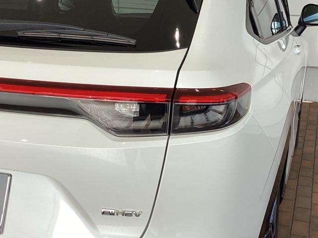 ヴェゼル ｅ：ＨＥＶＺ　ＨＳＥＮＳＩＮＧ最長５年保証ワンオ－ナ－　衝突回避支援ブレーキ機能　１オナ　スマキ　Ｐトランク　フルオートエアコン　エアバッグ　両席エアバック　Ｒカメ　記録簿付　パワーウィンドウ　ＬＥＤランプ　ＵＳＢ（45枚目）