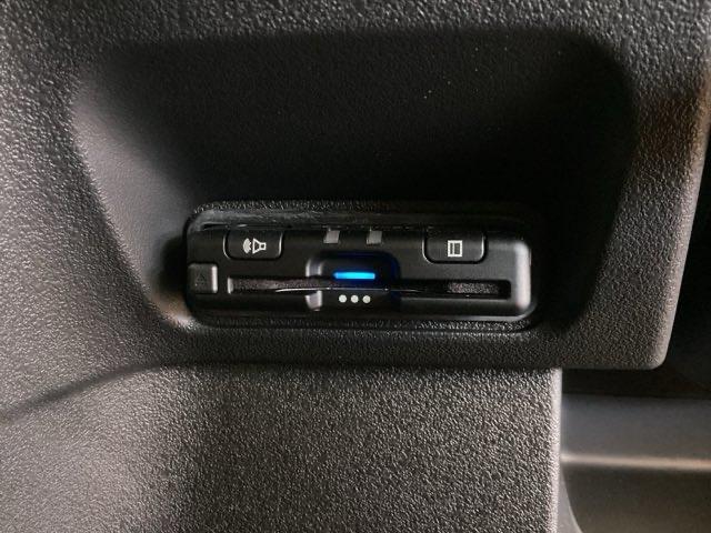 いまや快適なカーライフに欠かせないＥＴＣが付いています。