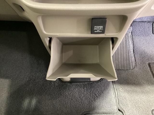 Ｎ－ＷＧＮ Ｇ　１年保証　ワンオ－ナ－　ナビＶＸＭ－１５５ＶＳｉ　ＴＶ　Ｒカメラ　ＢＴオ－ディオ　ＤＶＤ　ＶＳＡ　アルミ　スマ－トキ－　盗難防止装置　ＡＡＣ　スペアキ－　ドアバイザ－　ベンチシ－ト　Ｗエアバッグ　ＰＷ（29枚目）