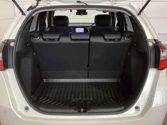 豊富に在庫を取り揃えています。軽自動車からミニバン、セダン、ＳＵＶ、話題のハイブリッド車などなど続々入荷中です！